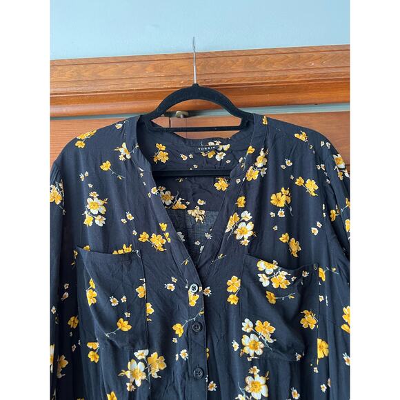 Torrid Women's Button Front Floral Babydoll Tunic Top Yellow Black Size 2 - Picture 6 of 11